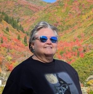 Meet your Posher, Marilyn